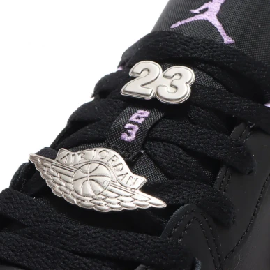 Giày Nike Air Jordan 1 Low SE GS “Houndstooth” DH0570-015