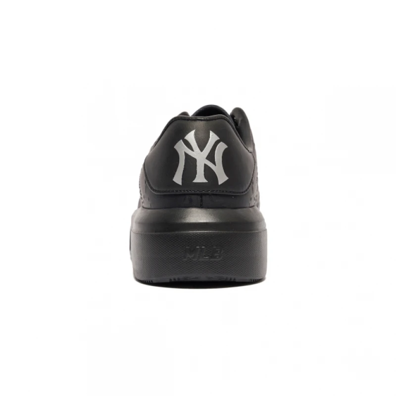Giày MLB Chunky Classic Mono Embo New York Yankees White 3ASXXD41N50CRS   Sneaker Daily