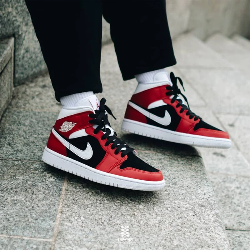 Jordan 1 Mid Gym Red Black - BQ6472-601