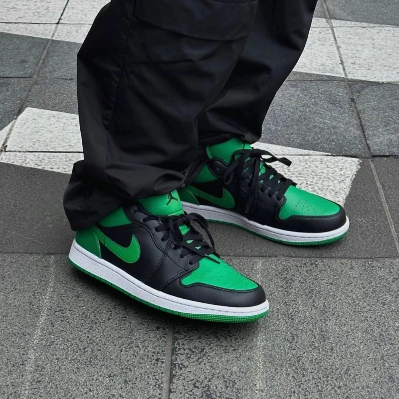 jordan-1-low-lucky-green-553558-065