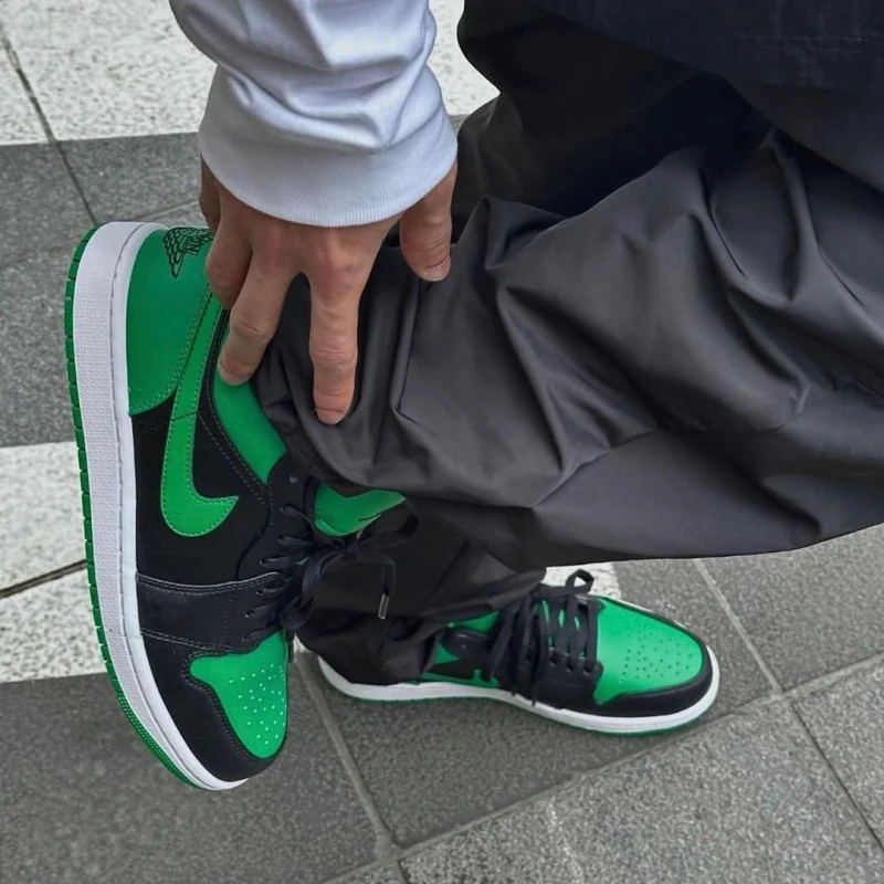 jordan-1-low-lucky-green-553558-065