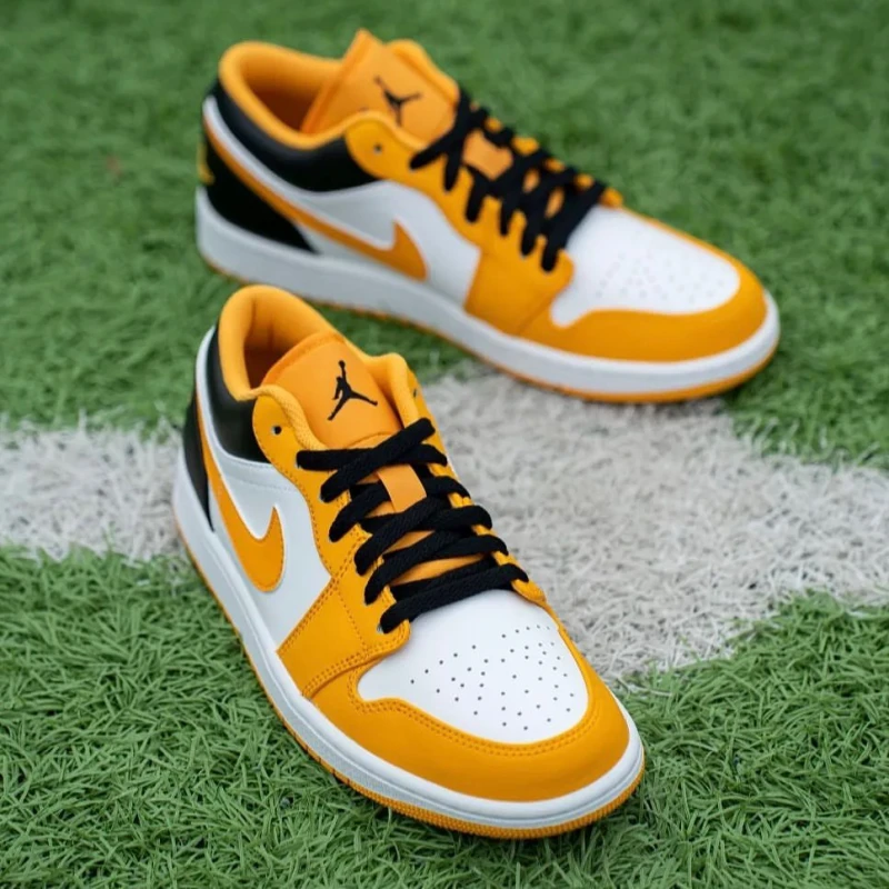 Jordan 1 Low Taxi 553558-701