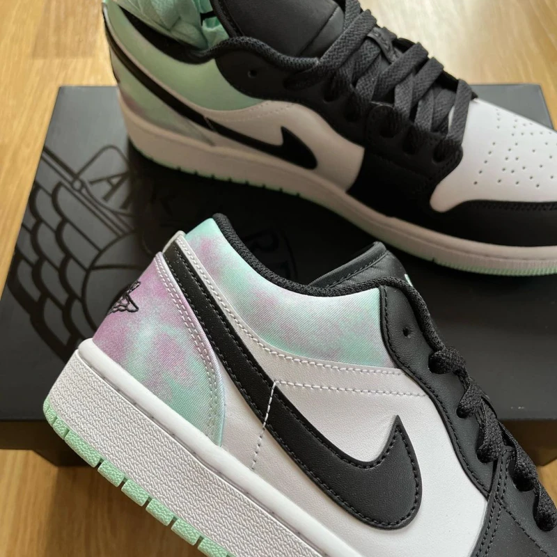 Jordan 1 Low Tie-Dye DM1199-100