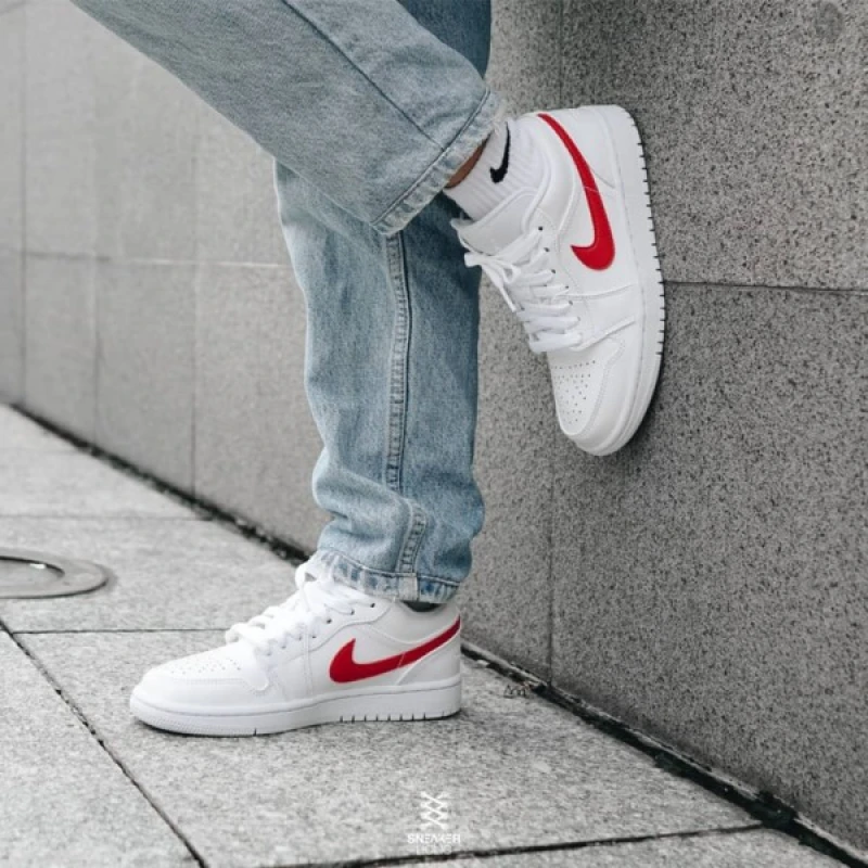 Jordan 1 Low White University Red AO9944-161