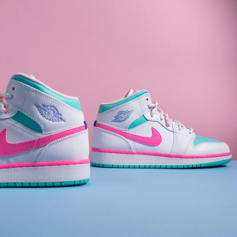 Jordan 1 Mid White Pink Green Soar 555112-102