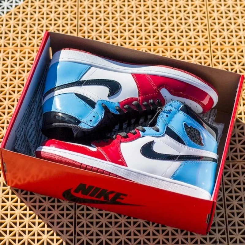 Jordan 1 Retro High Fearless UNC Chicago CK5666-100